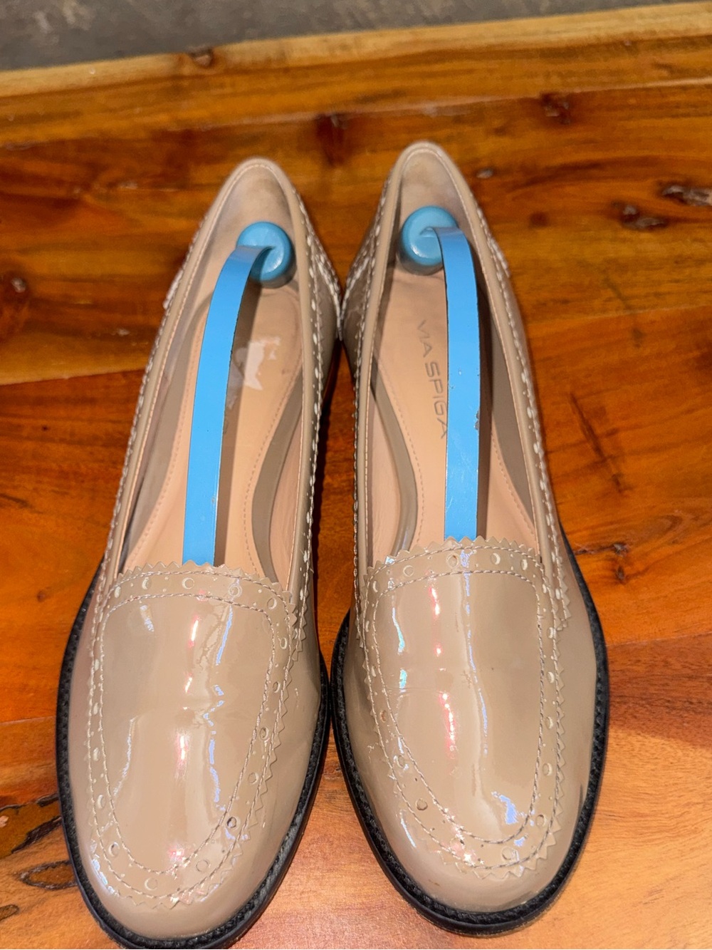 Via Spiga Patent Leather Loafers Nude Beige Slip-On Flats EUC sz 7.5
